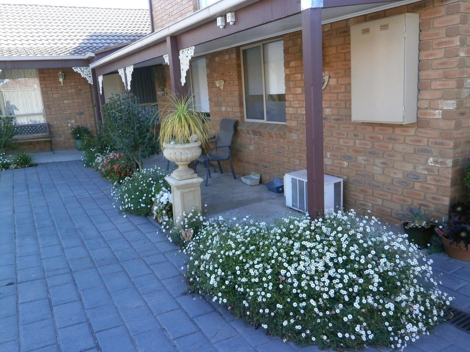 Golden Square Motor Inn Bendigo Buitenkant foto